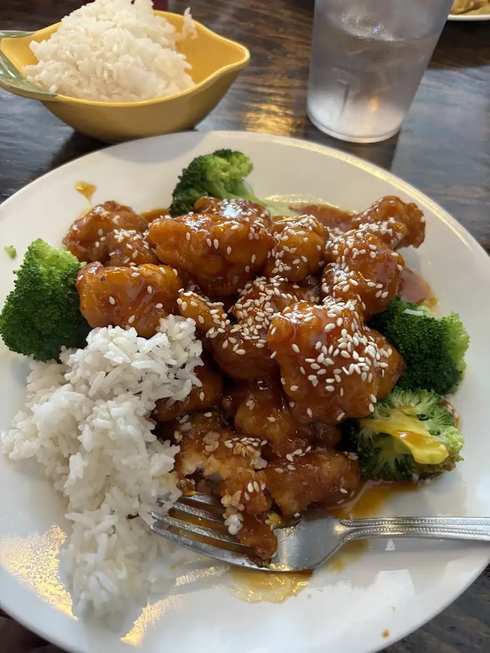 Easton Asian Bistro 10