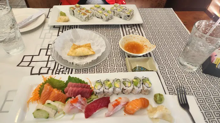 Zwei Restaurant 5