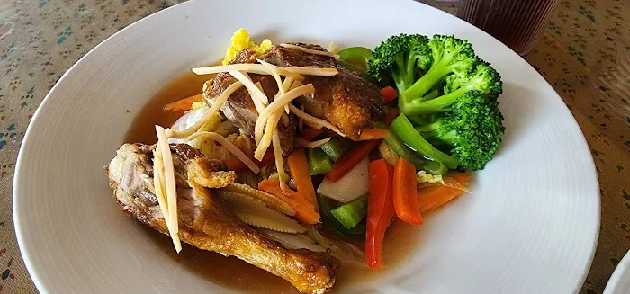 Thai Chang Restaurant 1