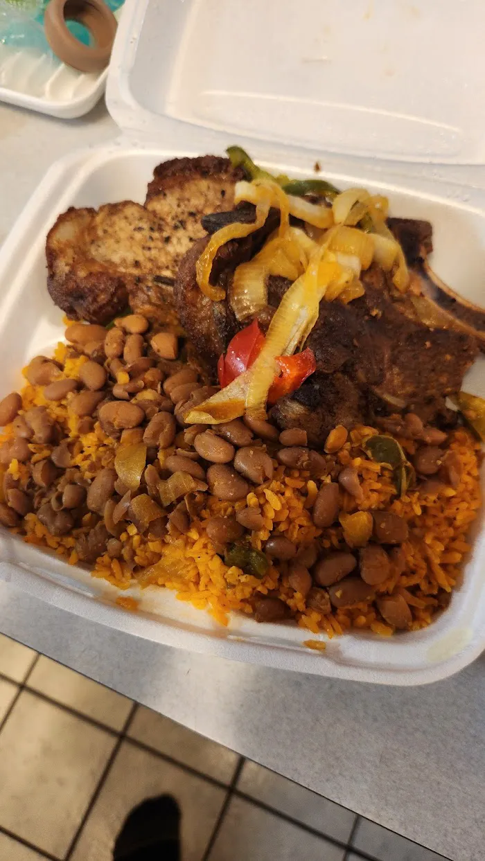 El Cocinero Restaurant 10