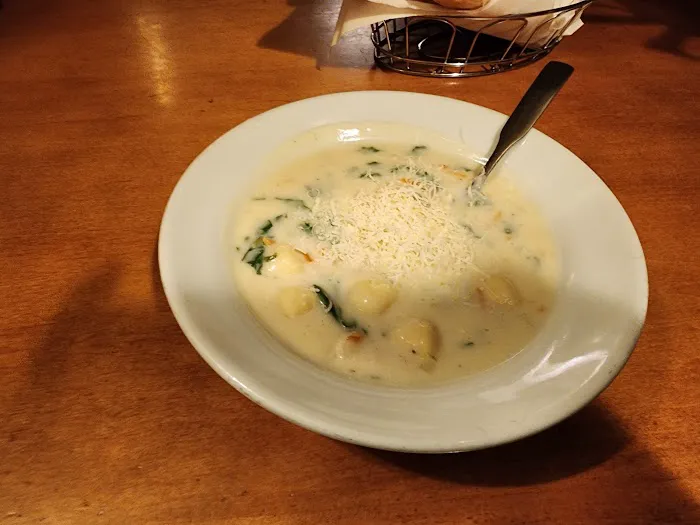 Olive Garden Italian Restaurant 7