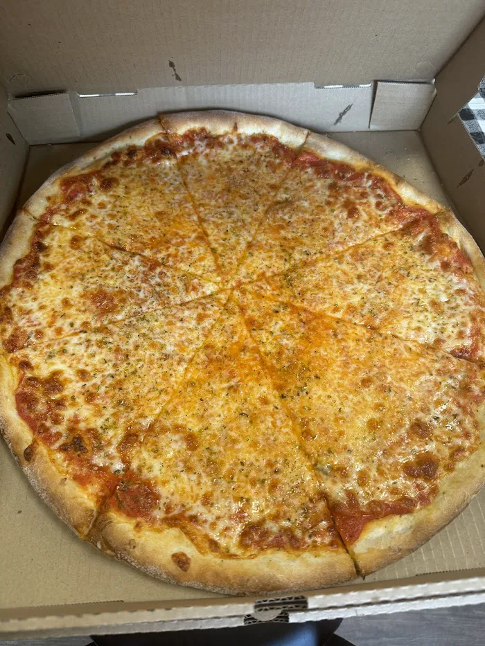 Tony's Restaurant & Pizzeria 6