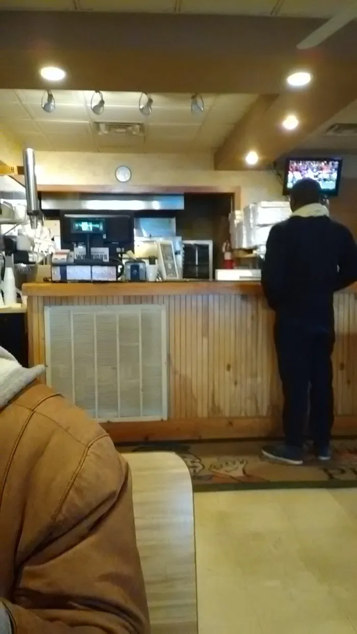 Tony's Restaurant & Pizzeria 1