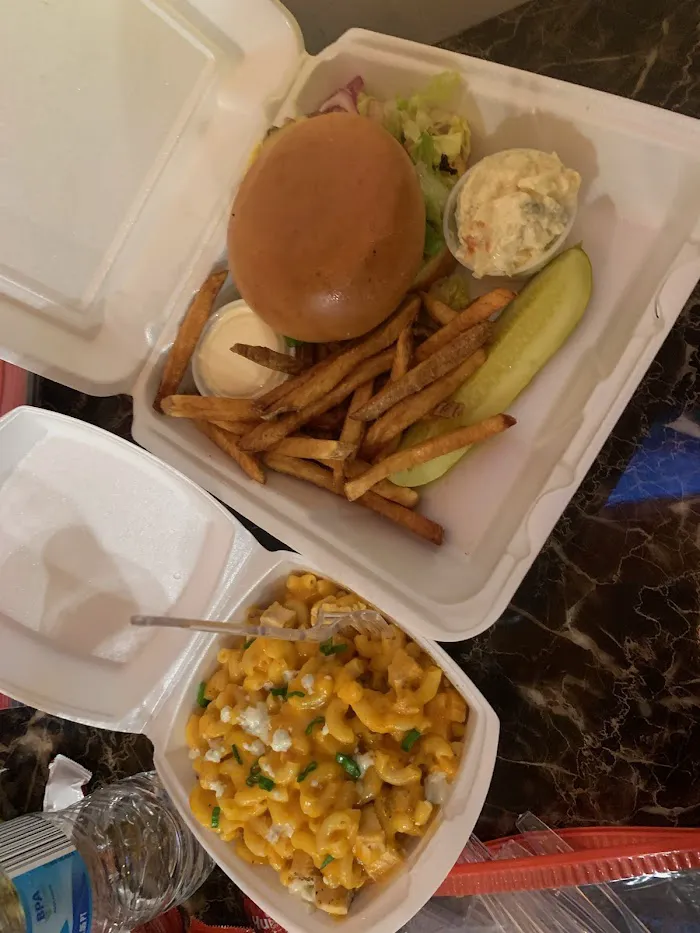 Star Bar and Grill 9