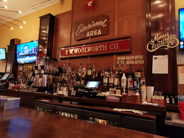 Star Bar and Grill 7