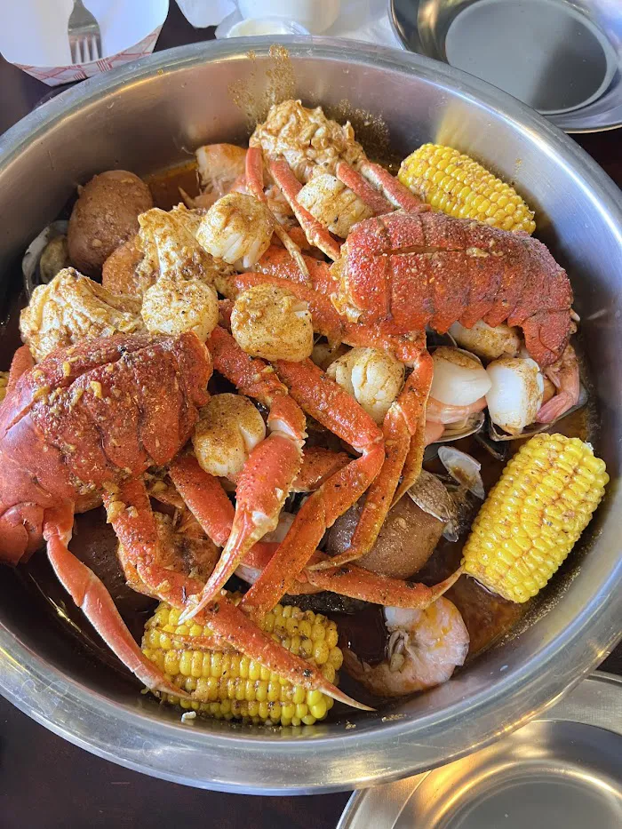 Rocking Crab All You Can Eat Sushi & Cajun Seafood 2
