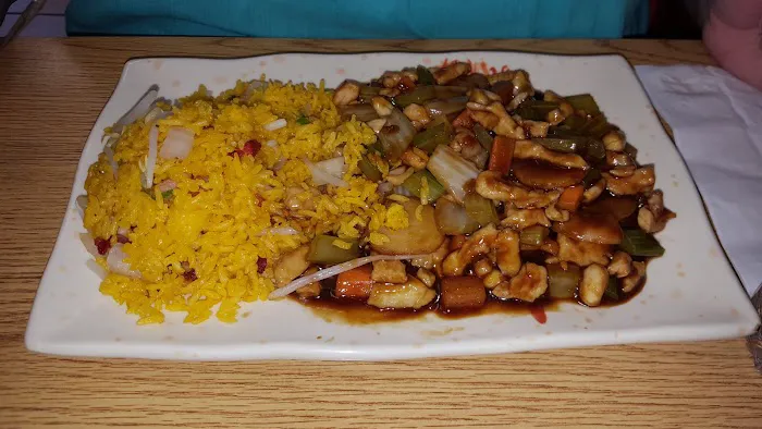 Fu Lay Chinese Restaurant 3