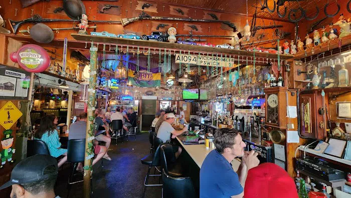 Manci's Antique Club 5