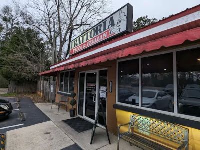 Trattoria Pizza & Italian 0