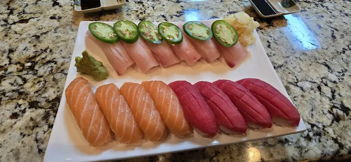 Oishi Japanese Sushi Bar and Grill 5