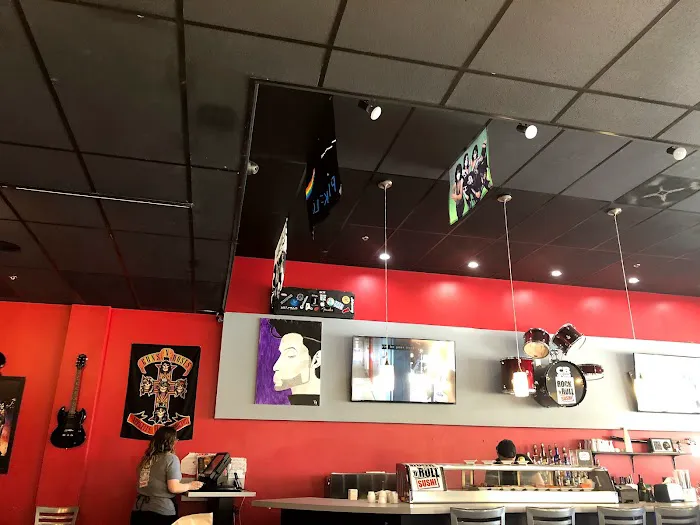 Rock N Roll Sushi 8