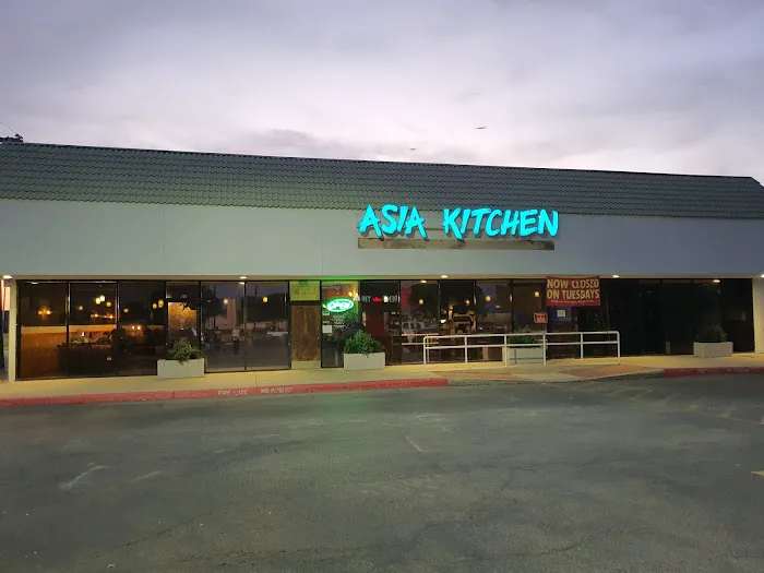 Asia Kitchen 3