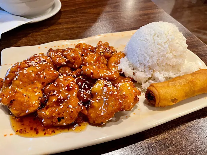 Thai Hut Restaurant 7