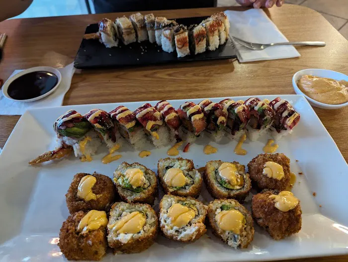 Hugo's Sushi and Asian Cuisine 5