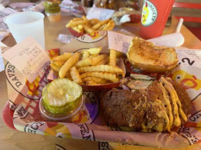 Dave's Hot Chicken 0