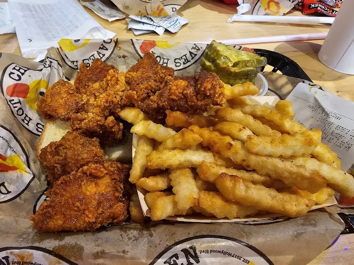 Dave's Hot Chicken 5