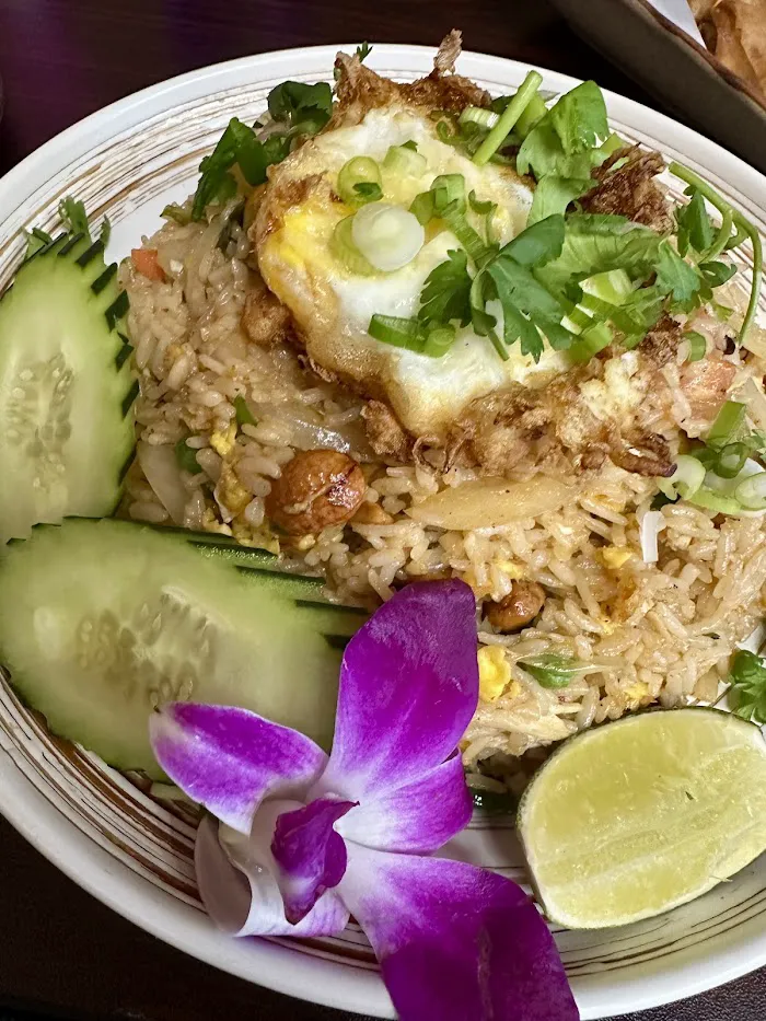 Sukhothai Thai Restaurant Express 8