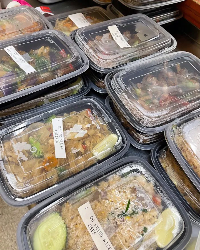 Thai Wok Restaurant 6