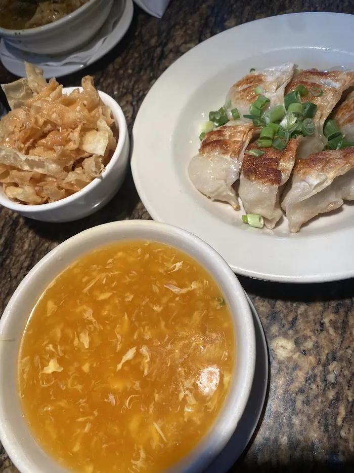 Golden Wok 3