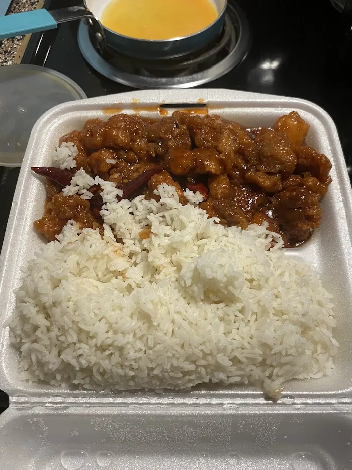 Lee's Kitchen 7