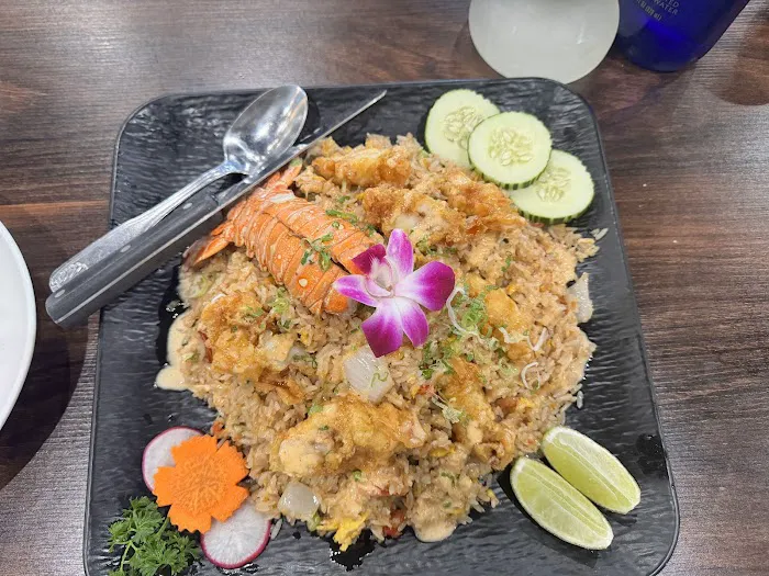Srithai: Thai Kitchen & Sushi Bar (Emory) 5