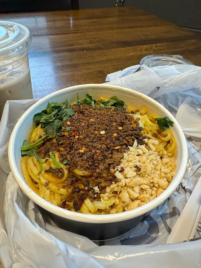 Gu's Dumplings 4