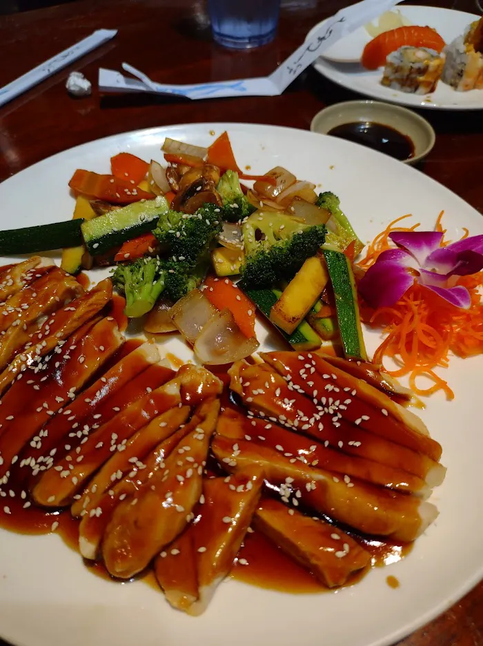 Volcano Asian Bistro 4