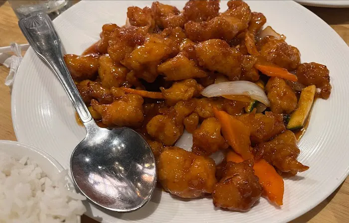 Chopsticks China Bistro & Sushi Bar 6