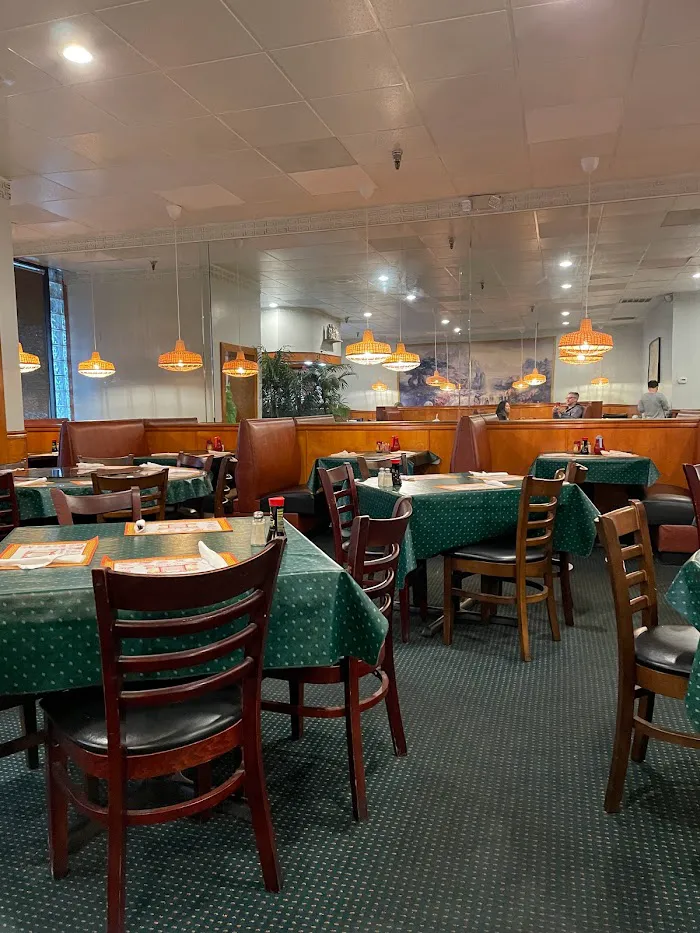 Emerald China Restaurant 4