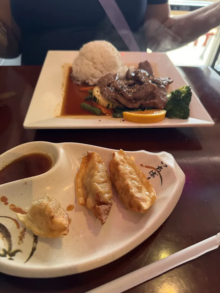 Thai Hana Restaurant & Sushi Bar 6