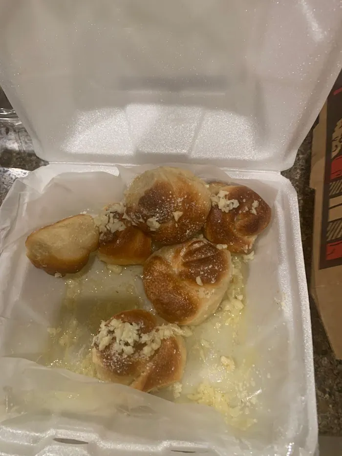 Pozzy Bros. Pizza 9