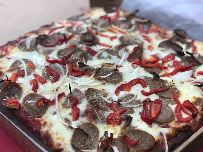 Pozzy Bros. Pizza 3