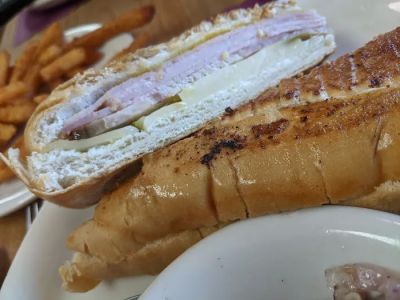 Niki's Family Restaurant 0