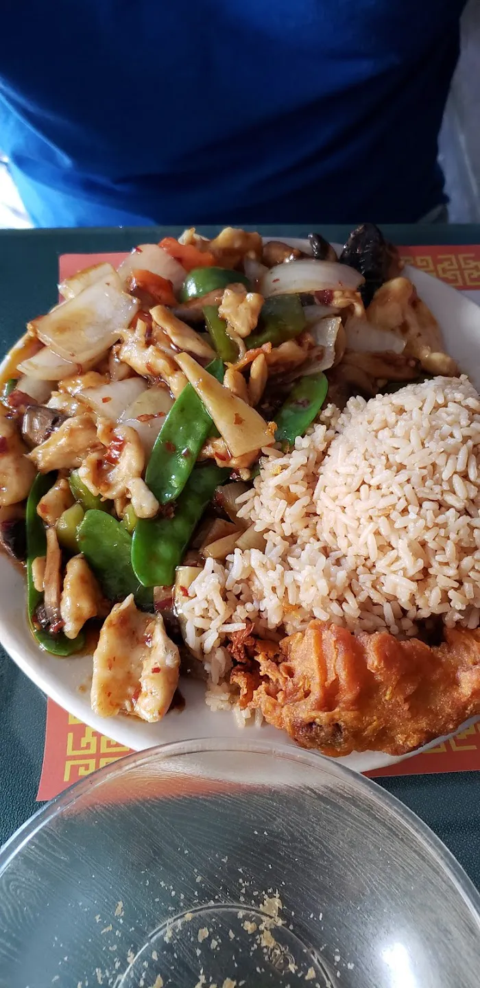 Golden Buddha Restaurant 3