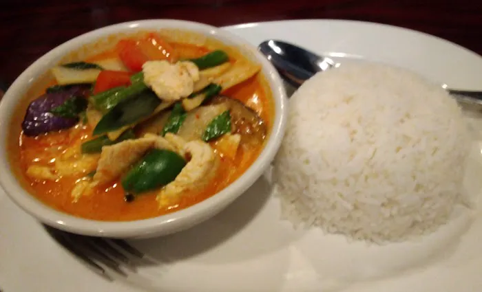 Tup Tim Thai Restaurant and Sushi Bar 9