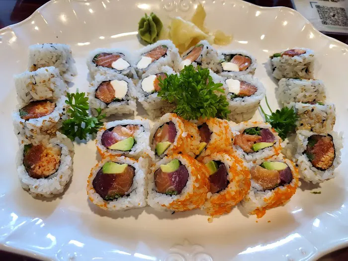 Tup Tim Thai Restaurant and Sushi Bar 5