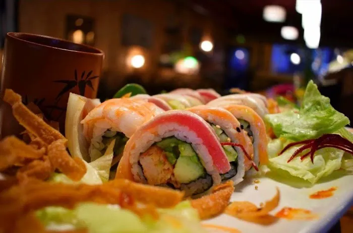 Tup Tim Thai Restaurant and Sushi Bar 3
