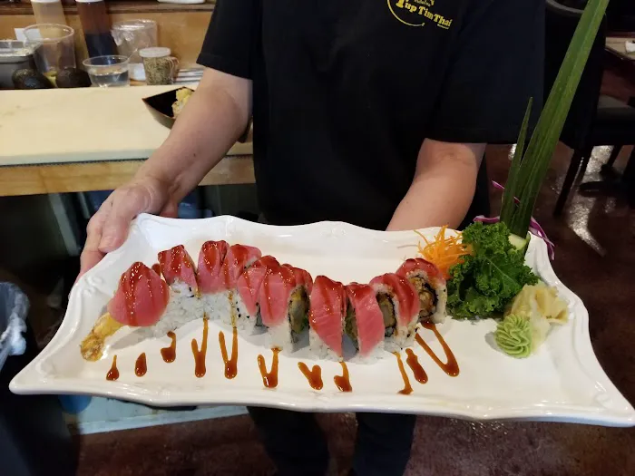 Tup Tim Thai Restaurant and Sushi Bar 6