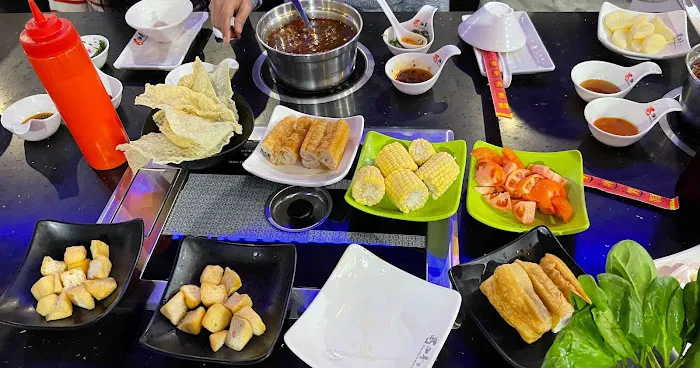 Nine Spices Hotpot & BBQ 3