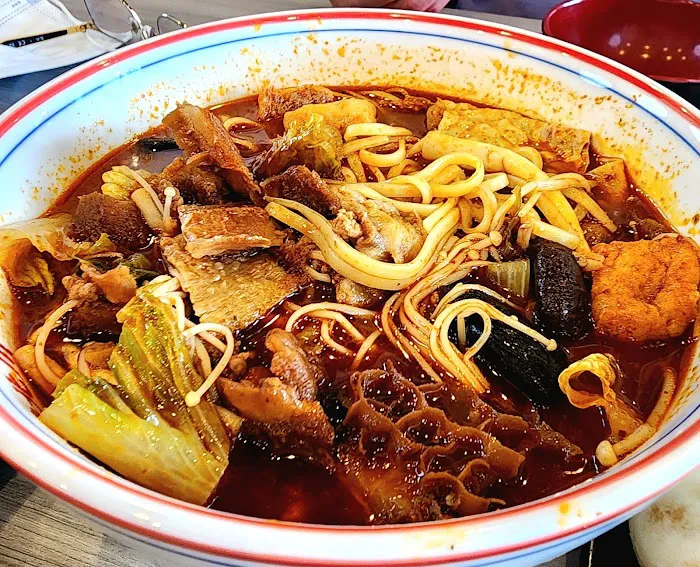 JiBeiChuan Noodles & Dumplings 季北川花胶鸡米粉(Katy店) 9