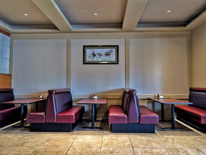 Grand Wok Chinese Cuisine 3