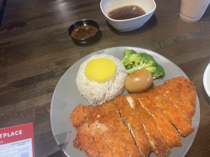 AMA Kitchen | Houston's Innovated Food Hall with Ghost Kitchens 2