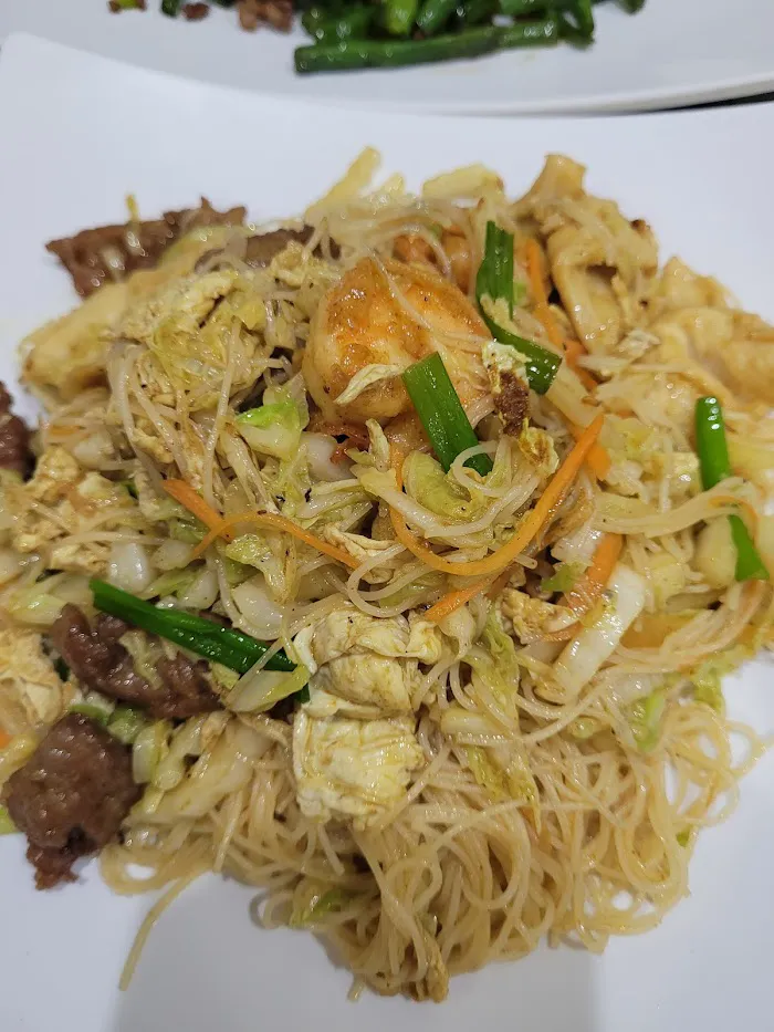 Z&T Chinese Cafe 6