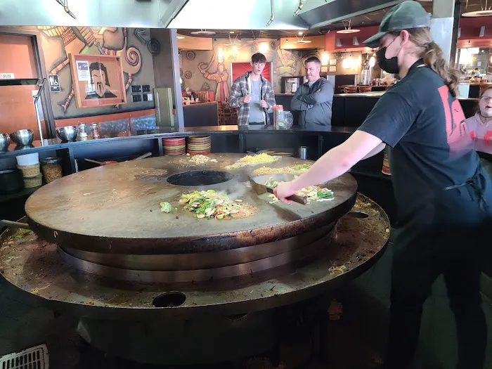 HuHot Mongolian Grill 2