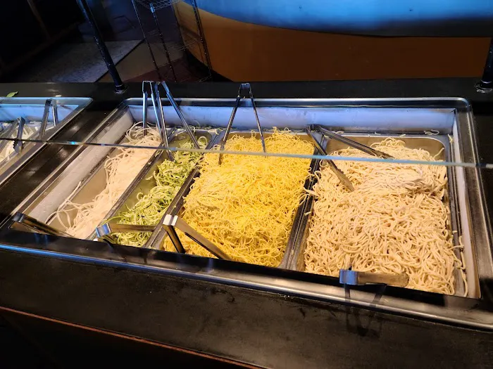 HuHot Mongolian Grill 7