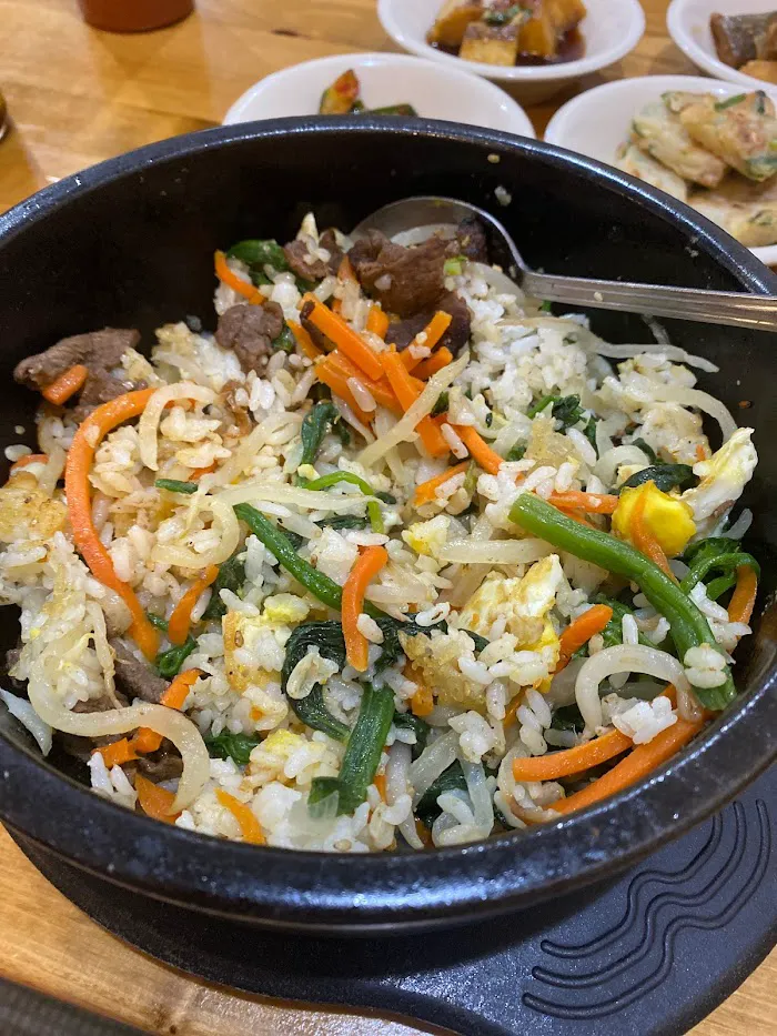 Wong's Hunan Garden 6