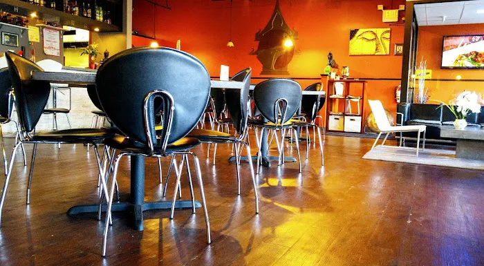Mai Thai Restaurant 6