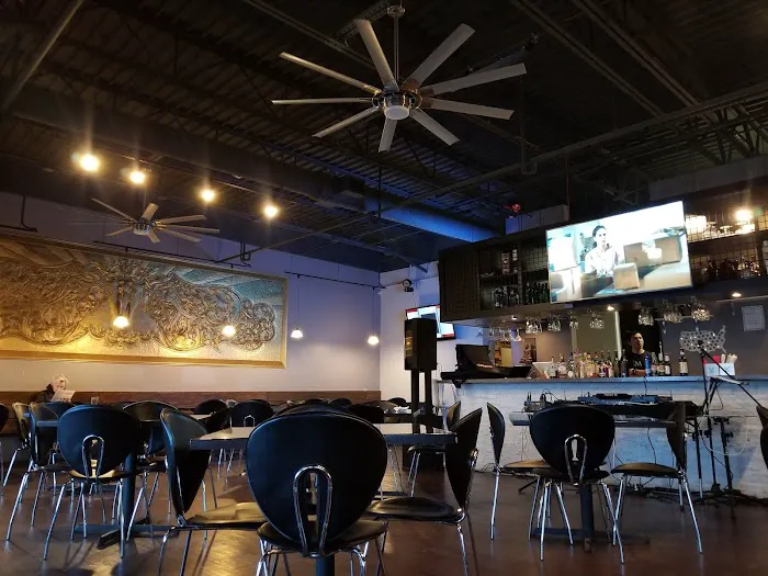 Mai Thai Restaurant 7