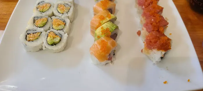 Eiko Cafe sushi & donburi 3