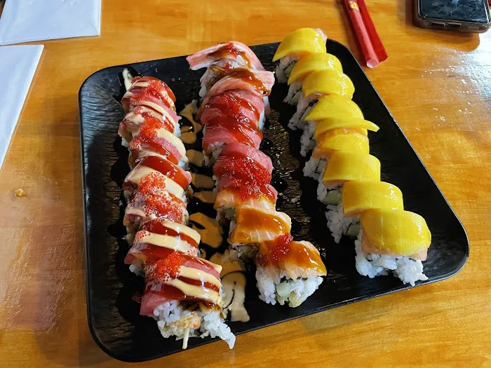 Eiko Cafe sushi & donburi 6
